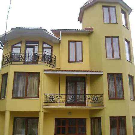 Alfa ホテル Irlyava